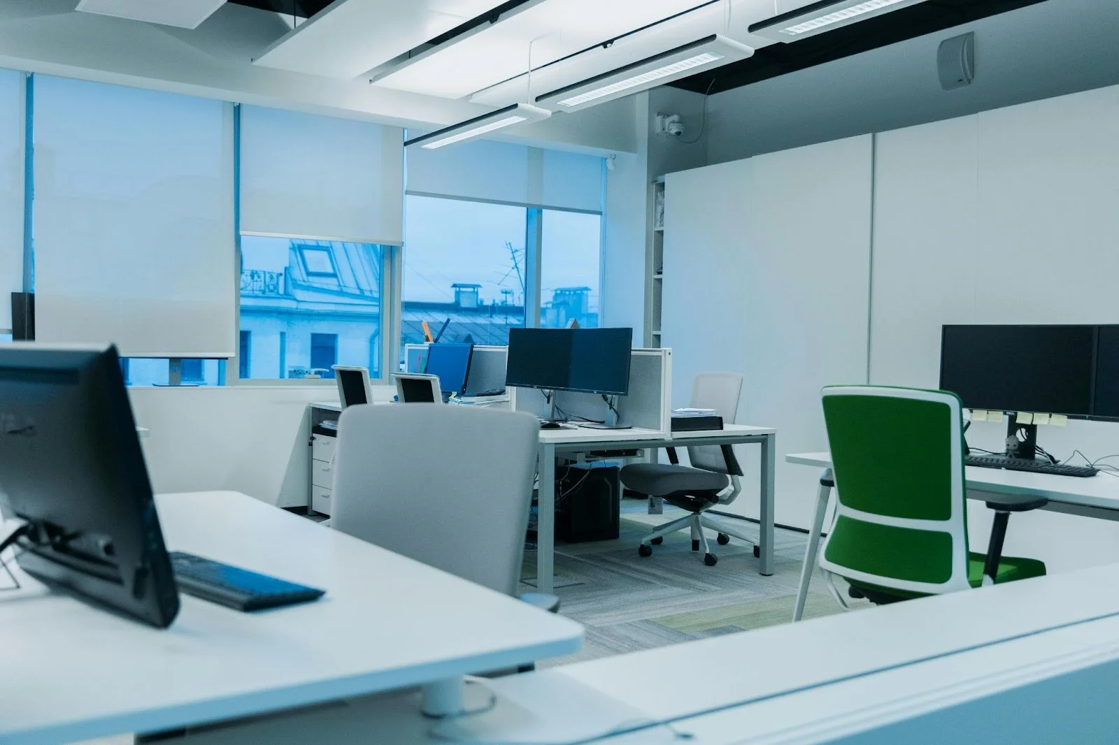 Front desk management system